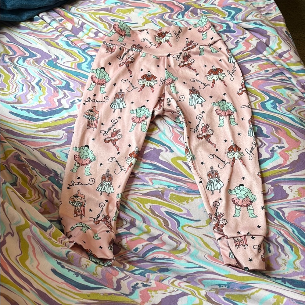 B46 Small Shop Marvel Tutu Girly Joggers; 18 months, EUC